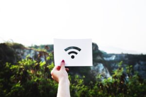 Icono de Wifi en un papel