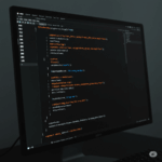 Pantalla de una computadora con código de programacion